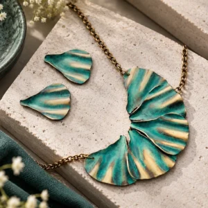 The Heritage Teal Crescent